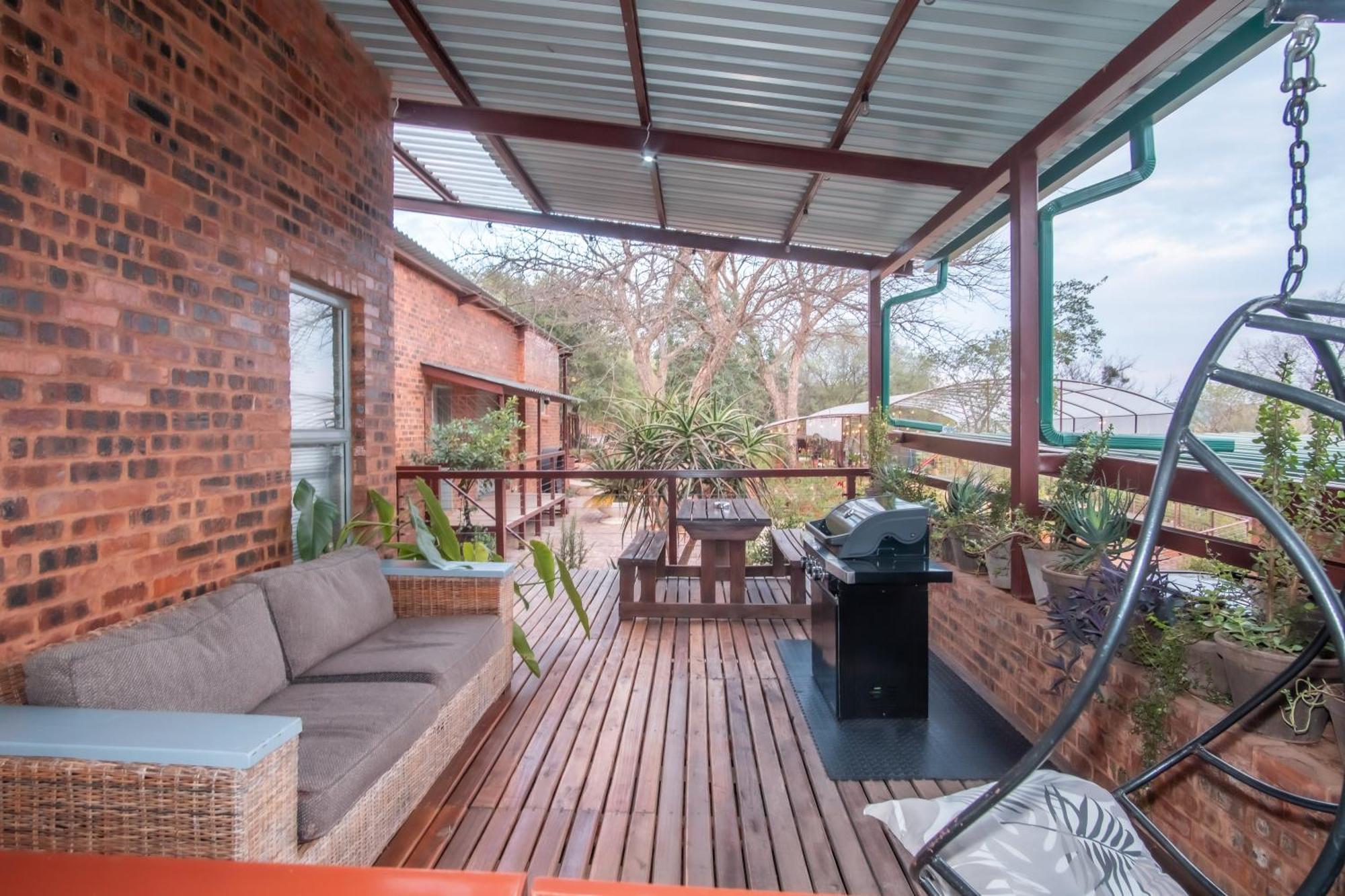 Bushbaby Cottage In Hartbeespoort Pretoria Exterior photo